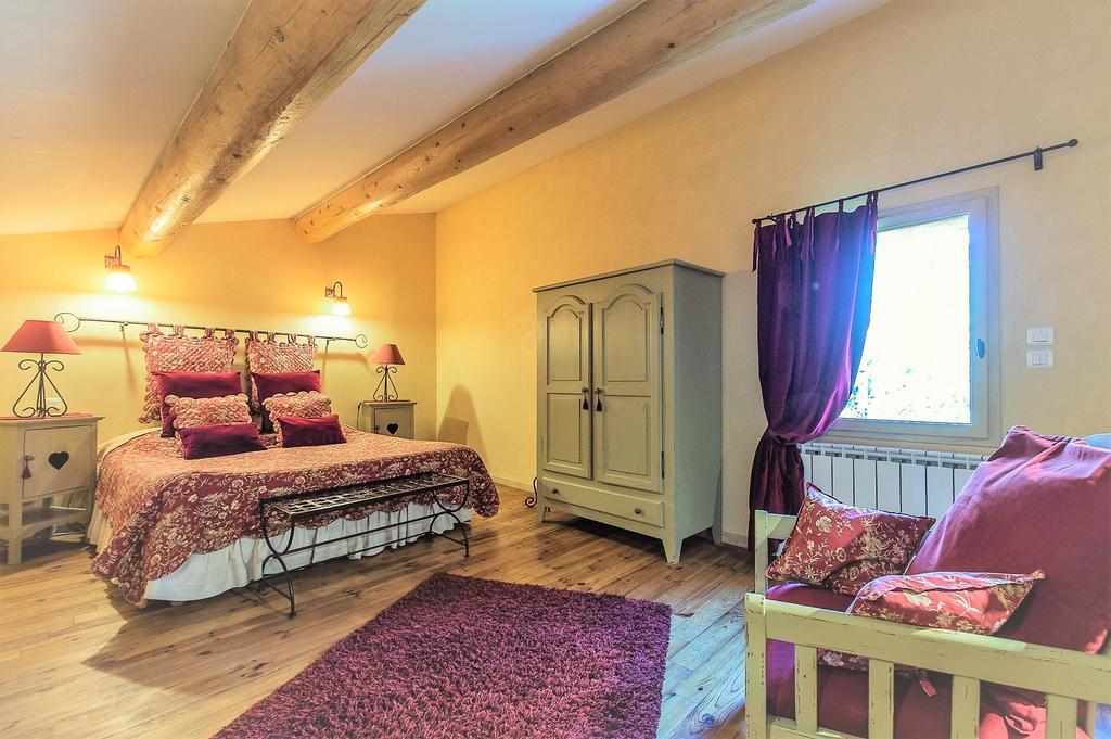 ルールマラン Mas De Foncaudette Bed & Breakfast エクステリア 写真
